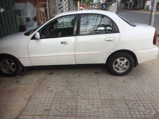 Bán Daewoo Lanos đời 2001, màu trắng