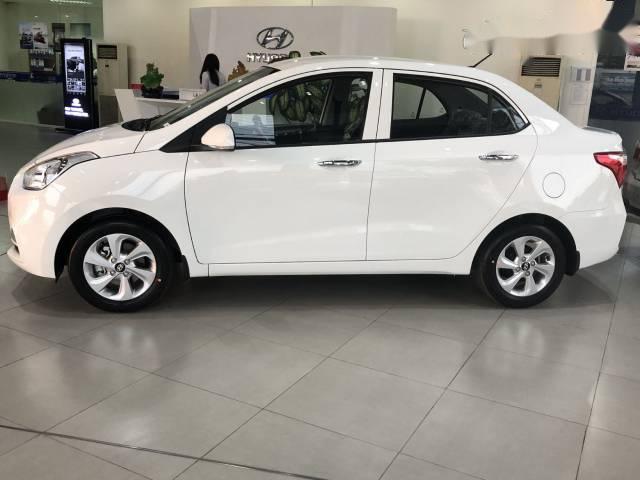 Bán xe Hyundai Grand i10 đời 2018, màu trắng, giá 370tr