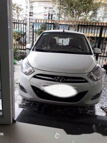 Bán Hyundai i10 sản xuất 2013, màu trắng, giá chỉ 225 triệu