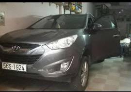 Cần bán lại xe Hyundai Tucson đời 2010, màu xám như mới