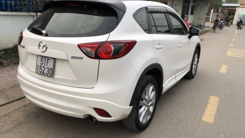 Cần bán xe Mazda CX 5 2.0 AT đời 2015, màu trắng, 778tr