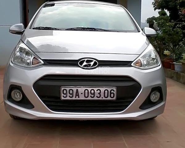 Bán xe Hyundai Grand i10 1.0 MT 2014, màu bạc, xe nhập