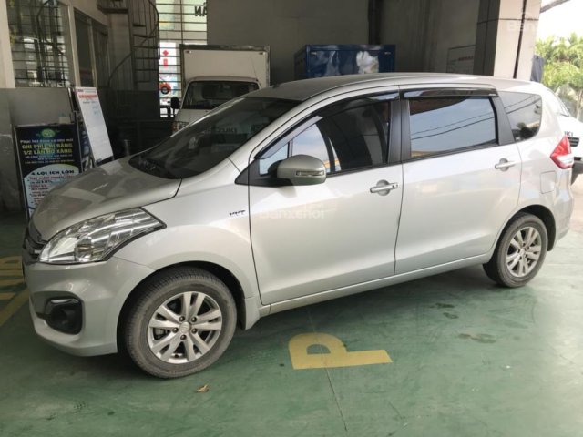 Bán ô tô Suzuki Ertiga năm 2017, màu bạc, giá 520tr