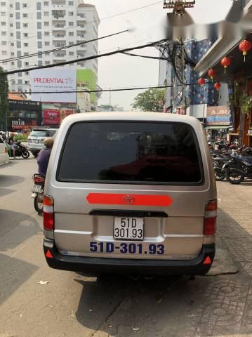 Cần bán gấp Toyota Hiace đời 2002, giá cạnh tranh