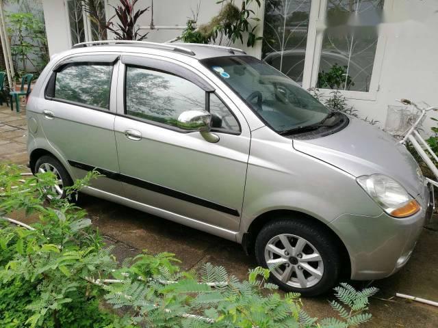 Bán Chevrolet Spark AT năm 2010, màu bạc