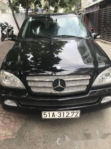 Cần bán xe Mercedes ML 320 đời 2003, màu đen, giá chỉ 315 triệu