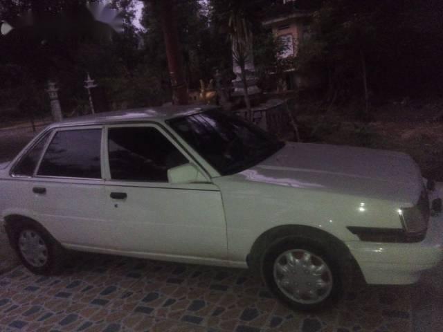 Cần bán Toyota Corolla altis đời 1984, màu trắng0