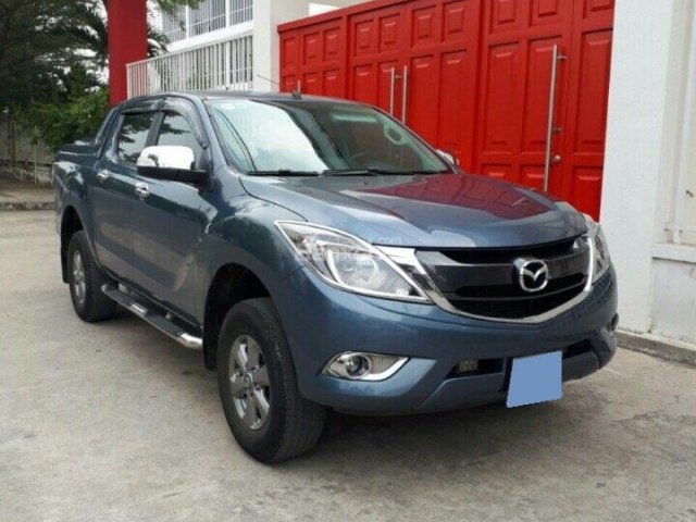 Cần bán xe Mazda BT50 2.2MT 2016, màu xanh dương 2 cầu odo 57.000 km