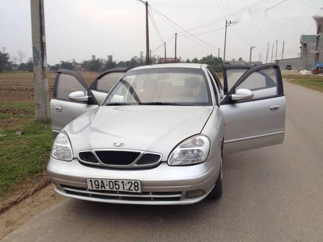 Cần bán Daewoo Nubira đời 2000, màu bạc, giá cạnh tranh