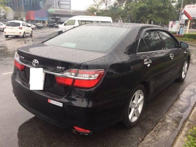 Bán xe Toyota Camry 2.5Q sản xuất 2015, màu đen