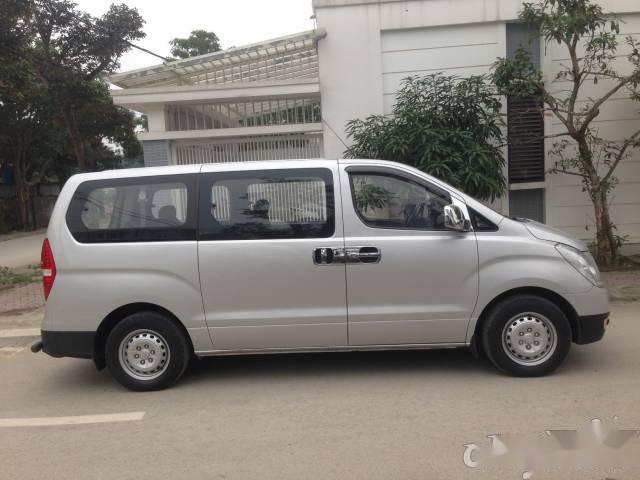 Xe Hyundai Starex năm sản xuất 2008 giá cạnh tranh