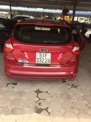 Bán xe Ford Focus 2015, màu đỏ 