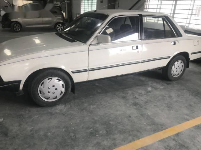 Bán xe Peugeot 305 đời 2001, màu trắng