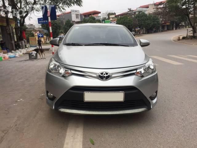 Bán ô tô Toyota Vios đời 2017, màu bạc