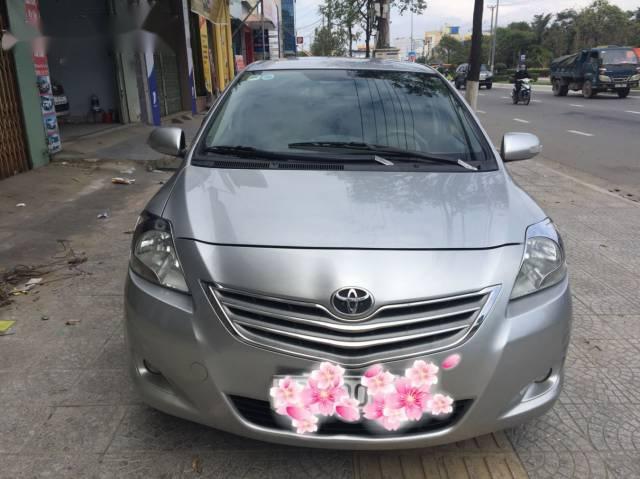 Bán Toyota Vios E đời 2011, màu bạc  