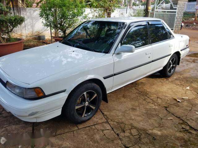 Bán Toyota Camry đời 1991, màu trắng