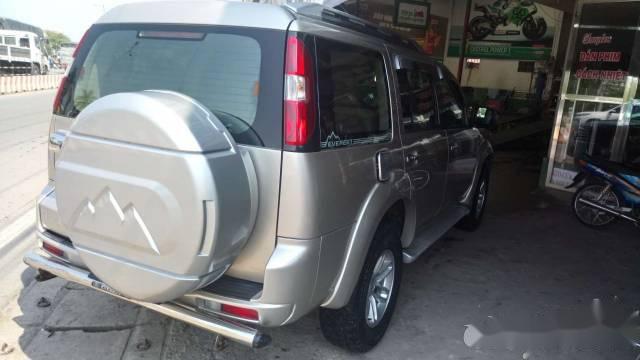 Bán xe Ford Everest đời 2009, màu bạc