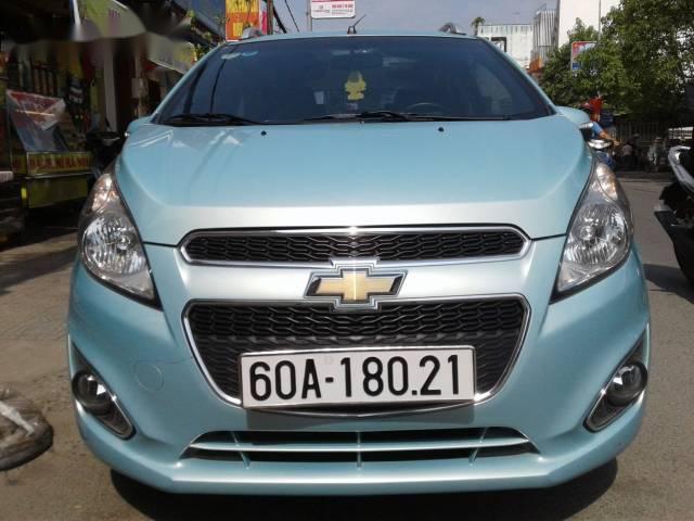 Cần bán gấp Chevrolet Spark LTZ đời 2015, màu xanh lam chính chủ