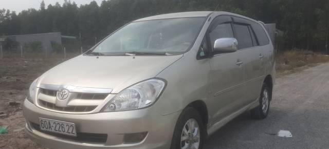 Bán Toyota Innova đời 2008, màu bạc