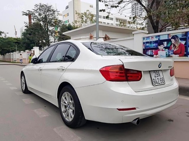 Bán ô tô BMW 3 Series đời 2013, màu trắng, nhập khẩu xe gia đình giá cạnh tranh