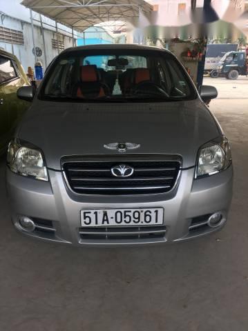 Cần bán lại xe Daewoo Gentra 2011, màu xám xe gia đình