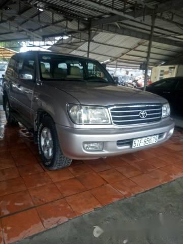 Bán xe Toyota Land Cruiser đời 2002 còn mới, giá 450tr