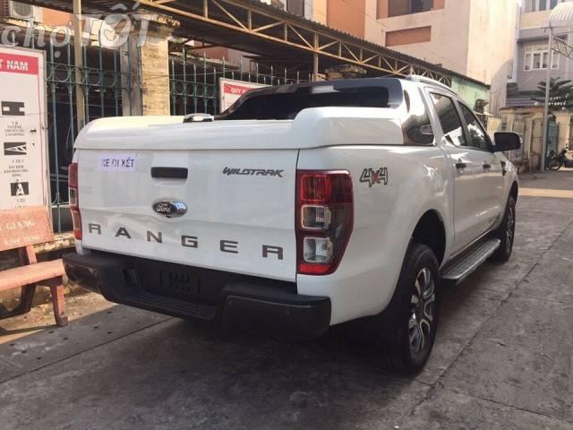 Cần bán xe Ford Ranger đời 2017, màu trắng