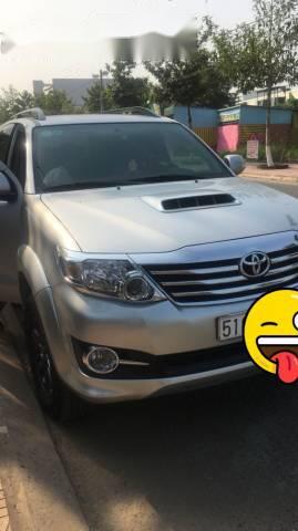 Cần bán lại xe Toyota Fortuner đời 2016, 950tr