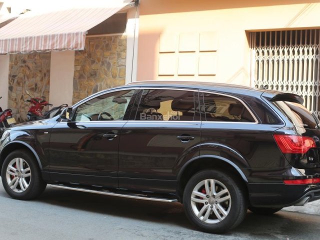 Bán Audi Q7 Pretige S-line, màu đen, nhập khẩu nguyên chiếc