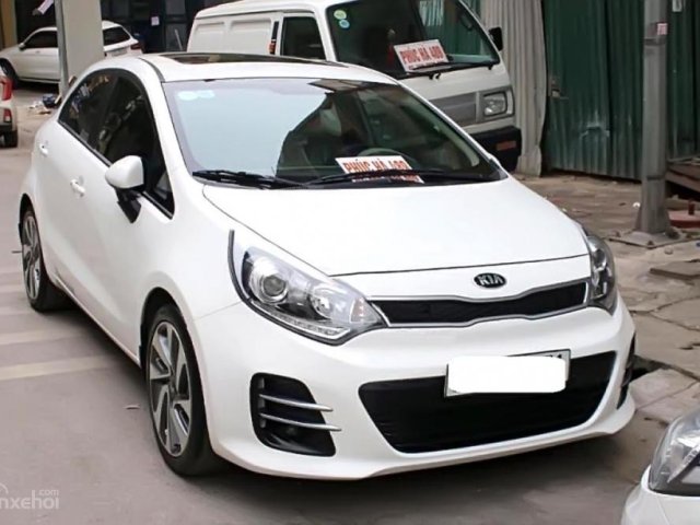 Cần bán Kia Rio đời 2015, màu trắng, nhập khẩu, giá tốt