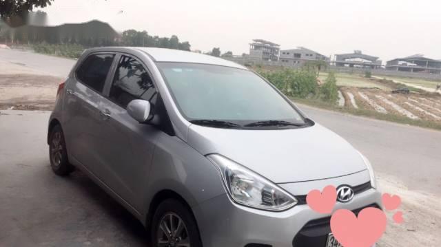 Bán Hyundai Grand i10 đời 2015, màu bạc, xe nhập, giá 330tr