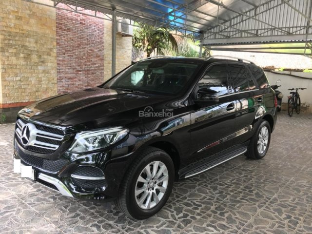 Bán xe Mercedes-Benz GLE-Class sản xuất 2016 màu đen, giá tốt, xe nhập