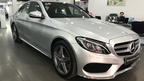 Bán xe Mercedes C300 AMG đời 2016, màu bạc, nhập khẩu