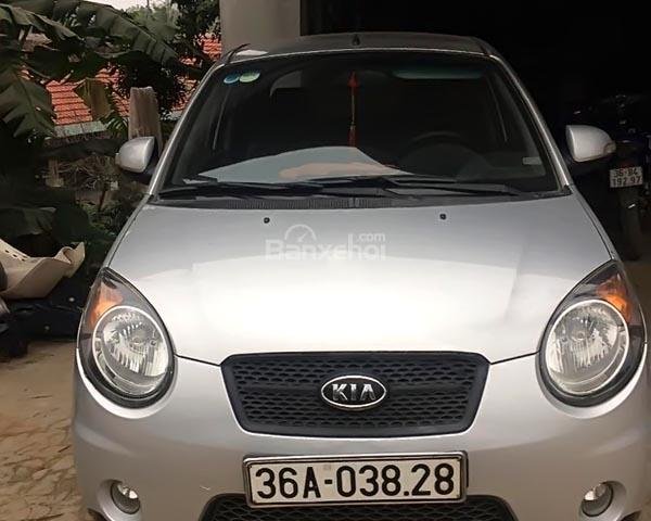 Cần bán gấp Kia Morning LX 1.0 MT đời 2009, màu bạc, xe nhập chính chủ, 195 triệu