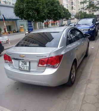 Bán ô tô Chevrolet Cruze năm sản xuất 2011, màu bạc