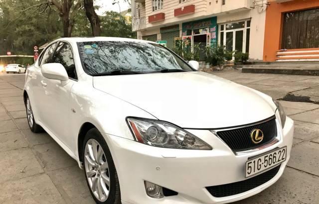 Cần bán Lexus IS 300 đời 2007, màu trắng, nhập khẩu