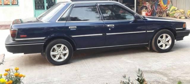 Bán Toyota Camry sản xuất 1990, giá chỉ 98 triệu