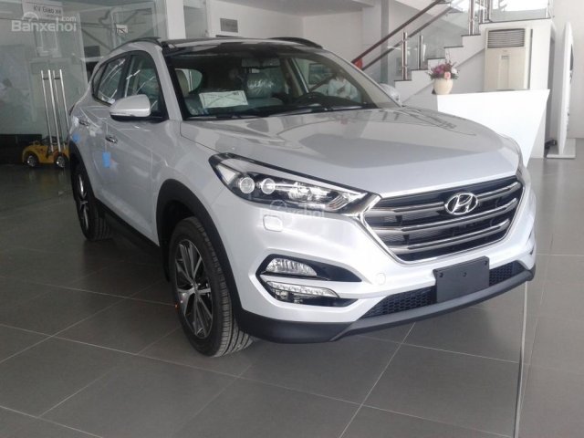 Bán Hyundai Tucson 2.0 xăng đặc biệt. Cam kết giá tốt nhất, hỗ trợ trả góp nhanh nhất. Hotline: 0949.086.893