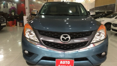 Cần bán lại xe Mazda BT 50 2.2 MT năm sản xuất 2013, màu xanh lam