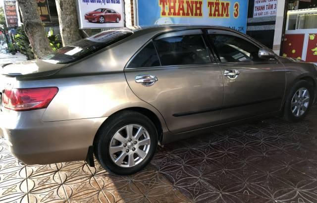 Chính chủ bán xe Toyota Camry 2.4G AT đời 2007, màu vàng cát