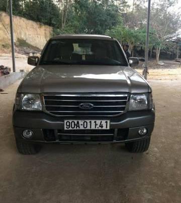 Bán xe Ford Everest đời 2006, màu xám