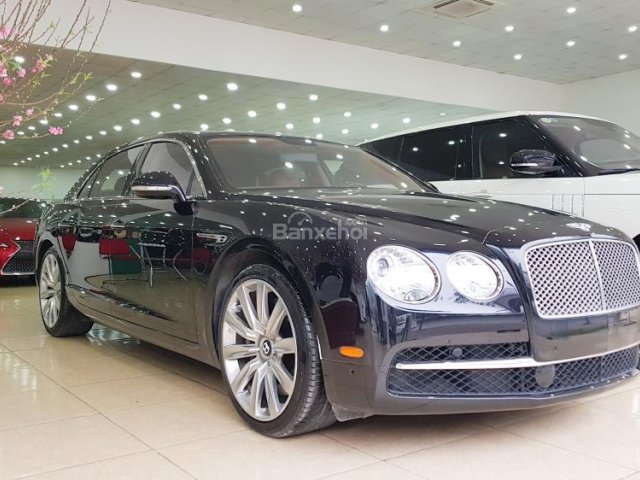 Bán xe Bentley Continental Flying Spur sản xuất 2014 màu đen, xe nhập lướt chưa đăng ký