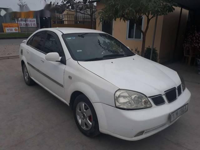 Bán ô tô Daewoo Lacetti sản xuất 2004, màu trắng