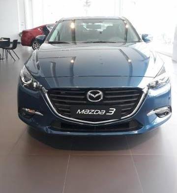 Bán xe Mazda 3 đời 2018, màu xanh lam  