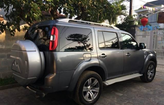 Chính chủ bán Ford Everest sản xuất 2010, màu xám