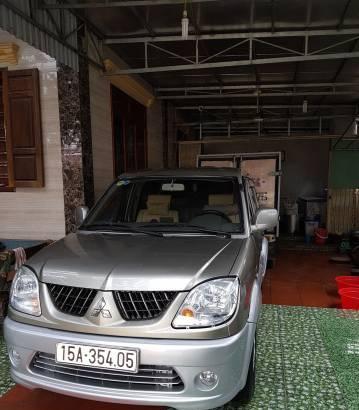 Bán xe Mitsubishi Jolie năm 2005, màu bạc