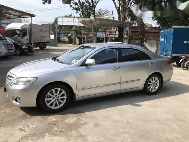 Cần bán gấp Toyota Camry đời 2010, nhập khẩu