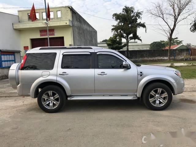 Cần bán lại xe Ford Everest 2.5MT, sản xuất năm 2012