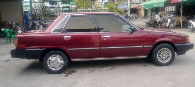 Bán xe Toyota Camry năm 1985, màu đỏ