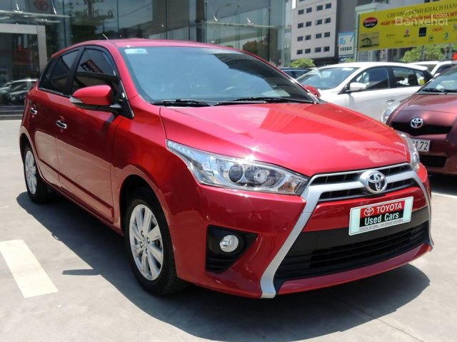 Cần bán Toyota Yaris G đời 2014, màu đỏ, nhập khẩu nguyên chiếc
